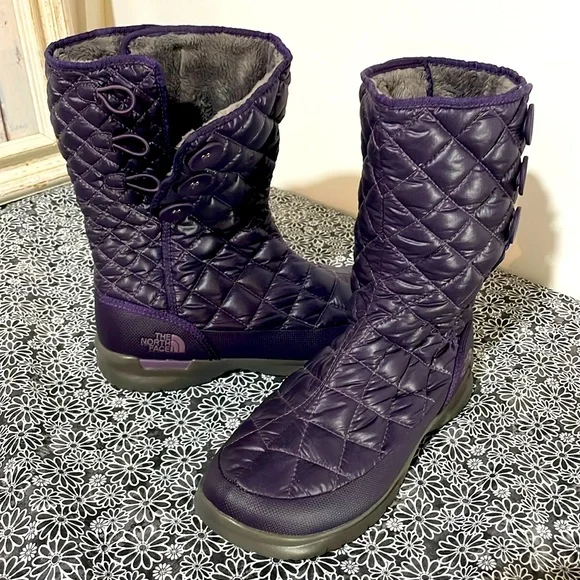 NWOT - The North Face Thermoball women’s boots size 9 color purple - Picture 1 of 12